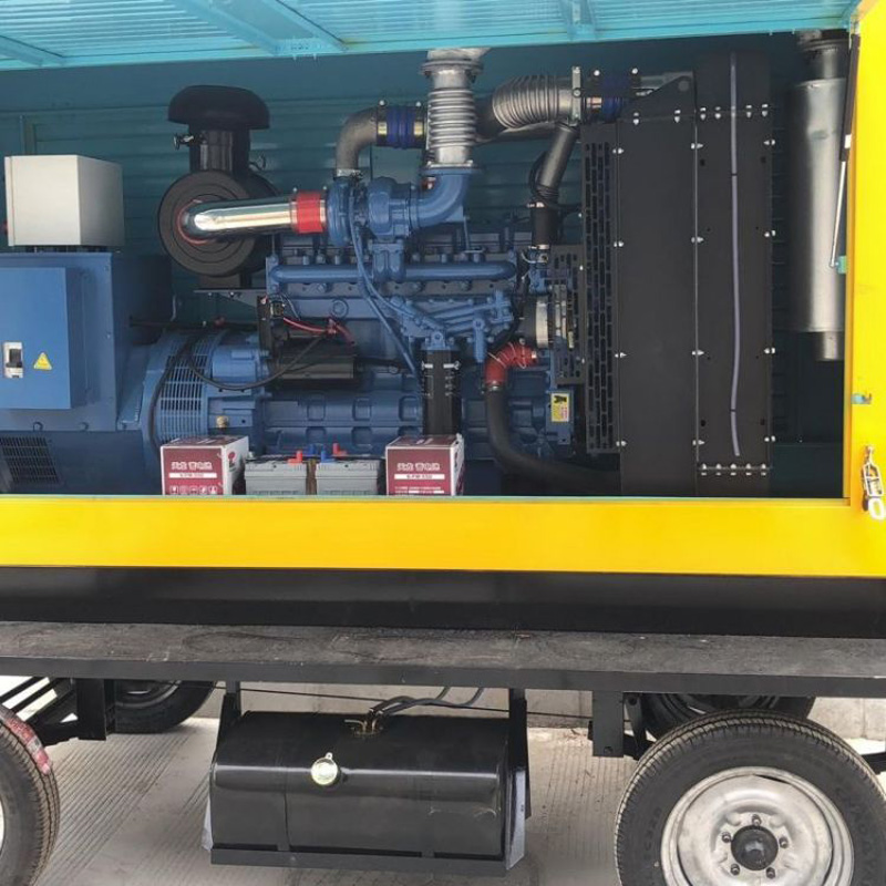 鼓风机房与鼓风机的附属装置的设计应考虑些什么？