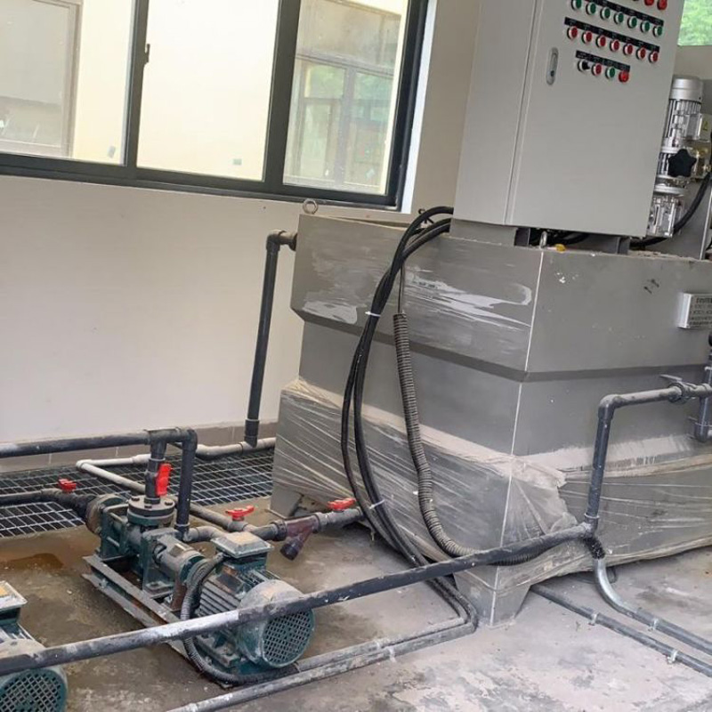 罗茨鼓风机的结构与工作原理？