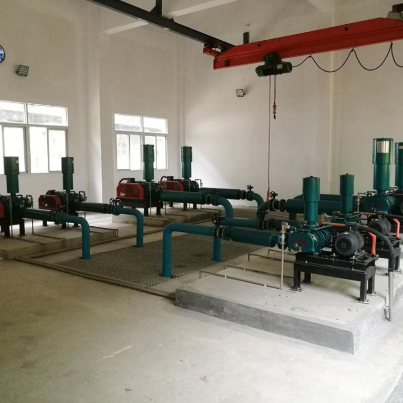 鼓风机站附属装置的维护管理包括以下几个方面？